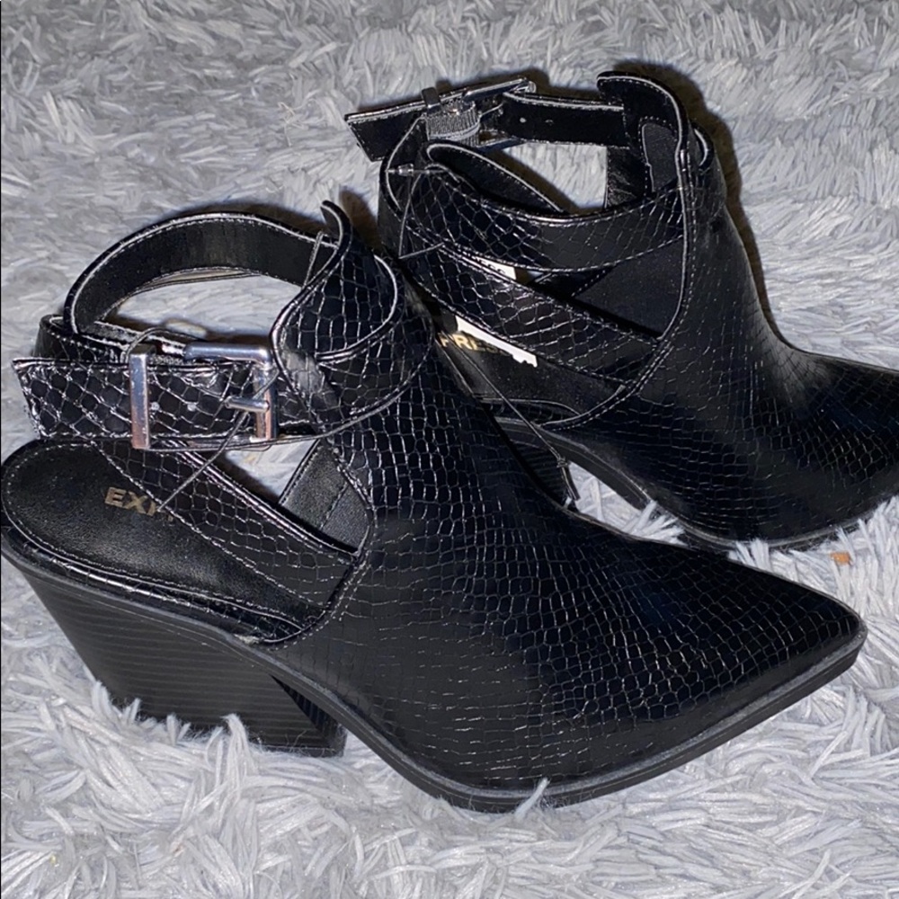 Express Booties - Picture 4 of 4